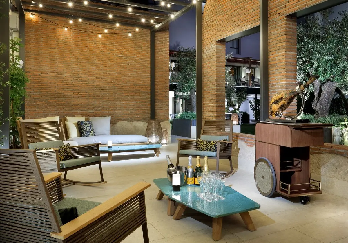 Hard Rock Hotel Madrid — HARD ROCK HOTEL MADRID