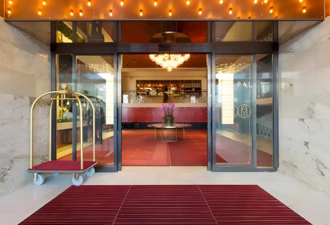Lobby hotelu Haymarket by Scandic