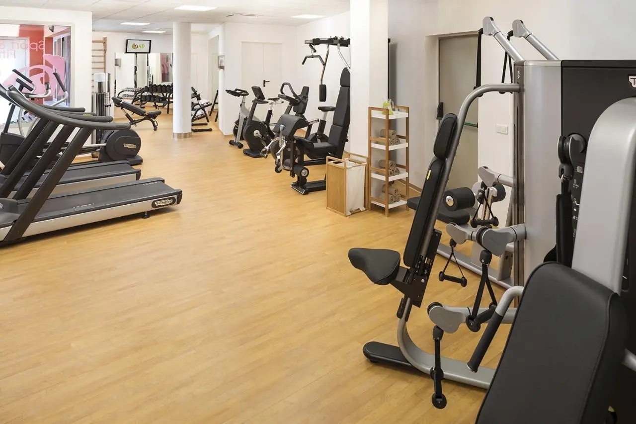 HD Parque Cristobal Gran Canaria — HD PARQUE CRISTÓBAL GRAN CANARIA