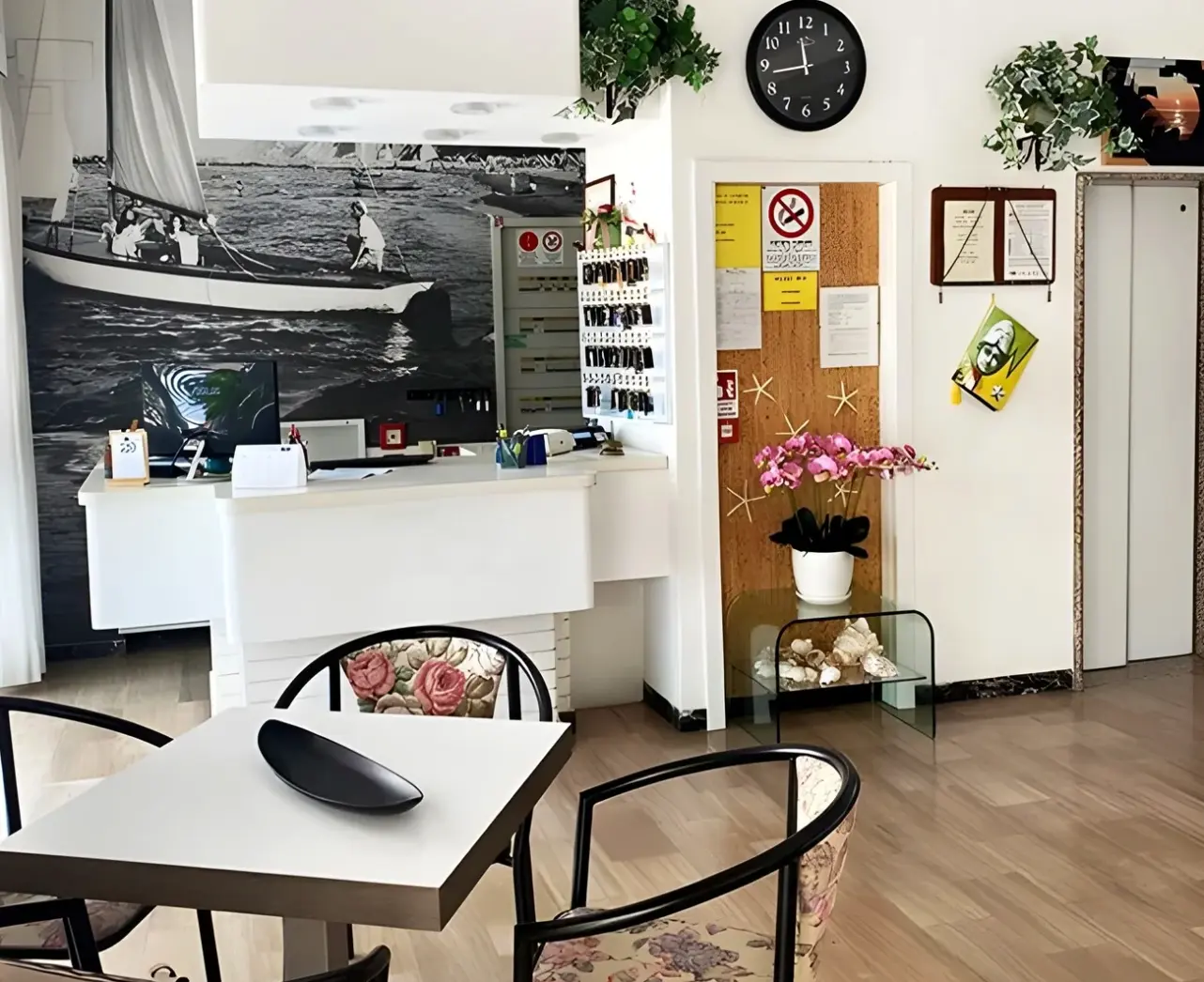 Lobby hotelu Holiday