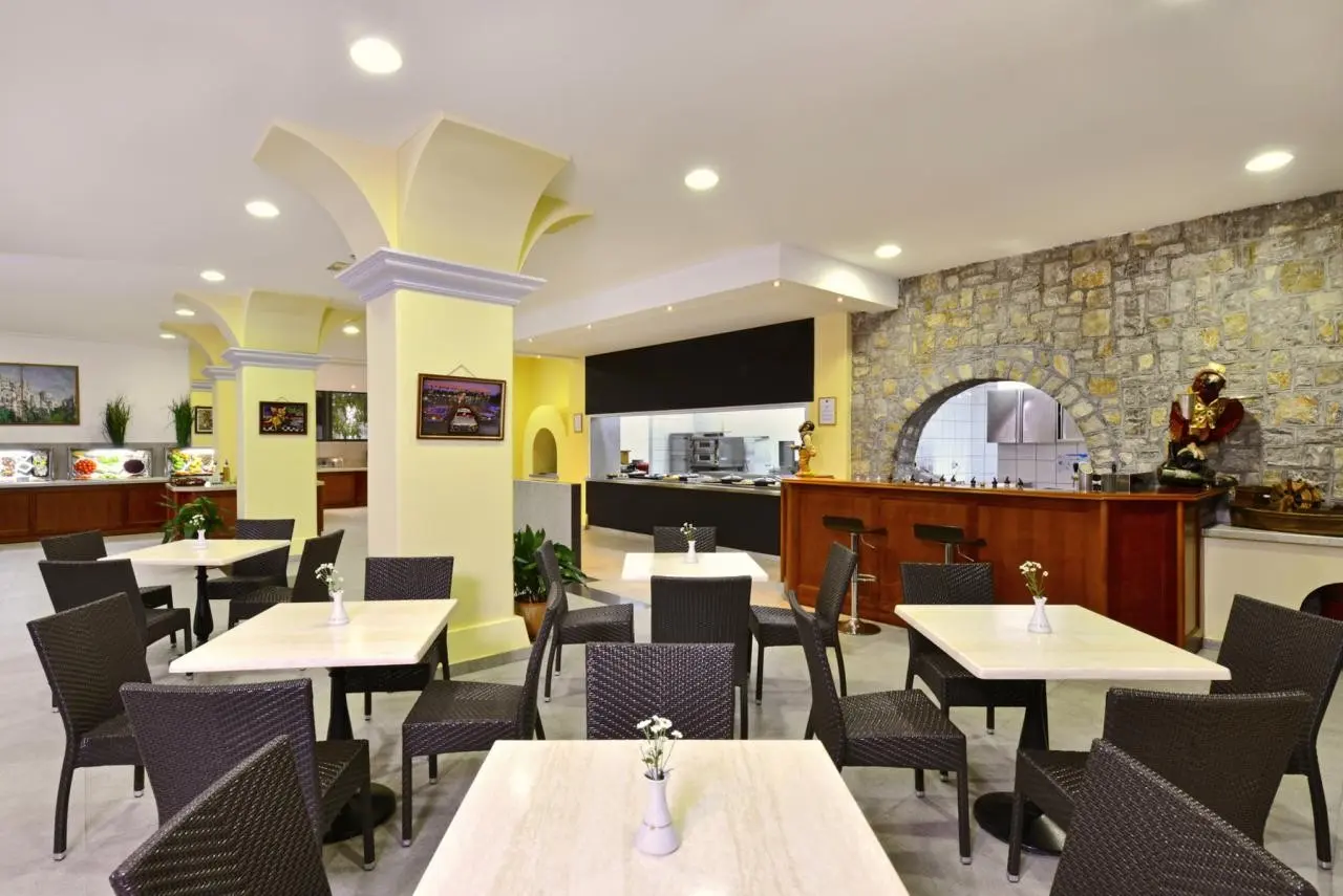 Iberostar Bellevue — IBEROSTAR BELLEVUE