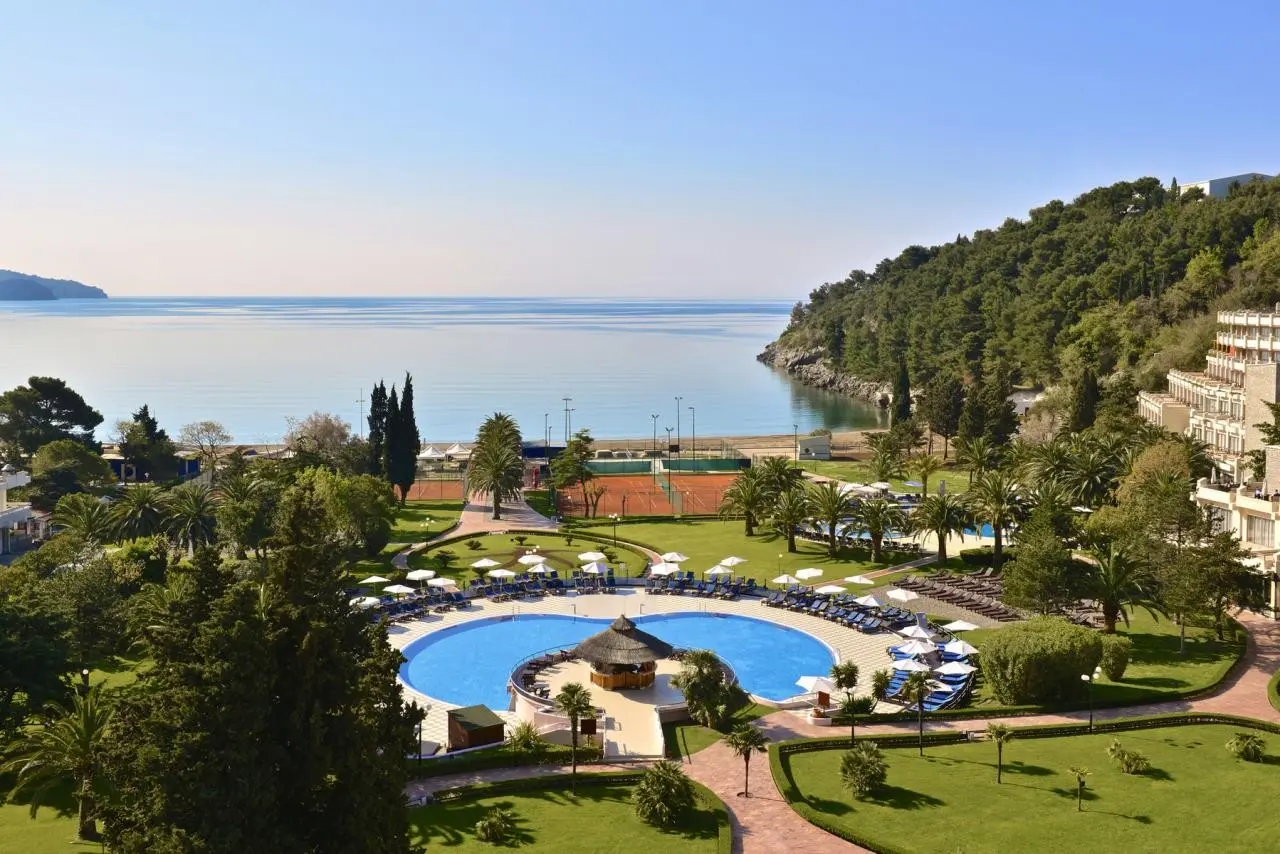 Iberostar Bellevue — IBEROSTAR BELLEVUE