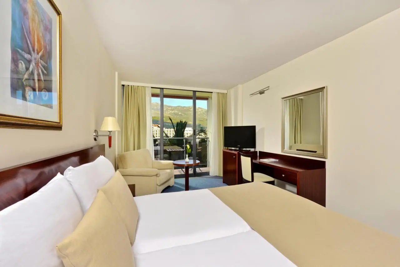 Iberostar Bellevue — IBEROSTAR BELLEVUE