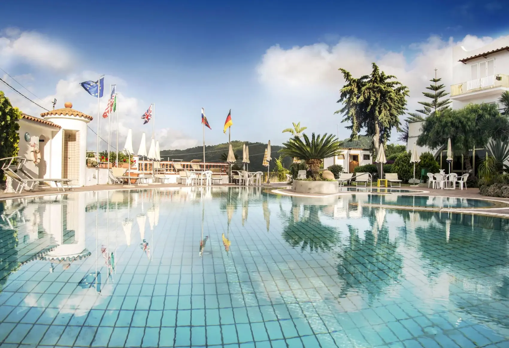 Basen w hotelu Internazionale Ischia
