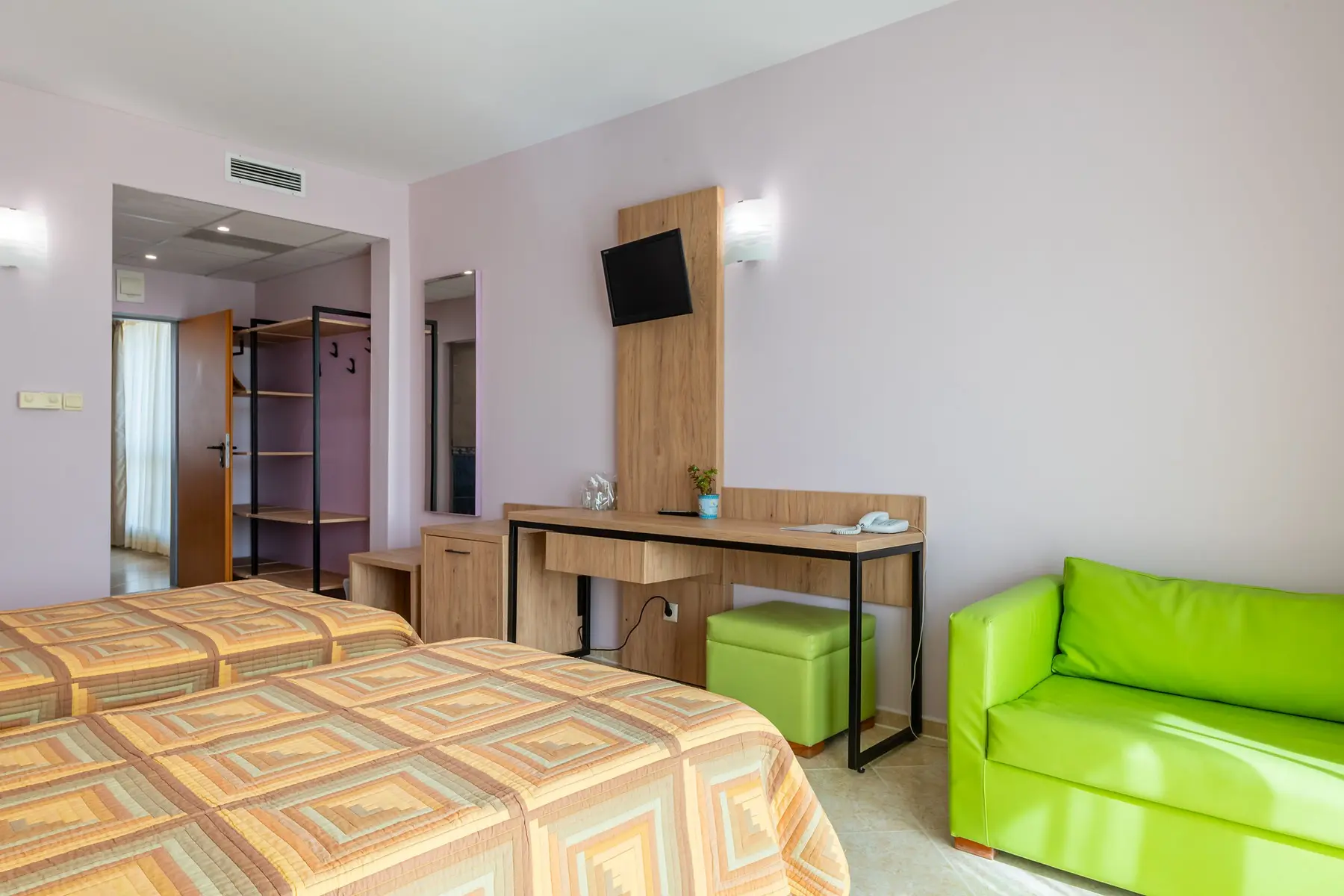 Ivana Palace — IVANA PALACE