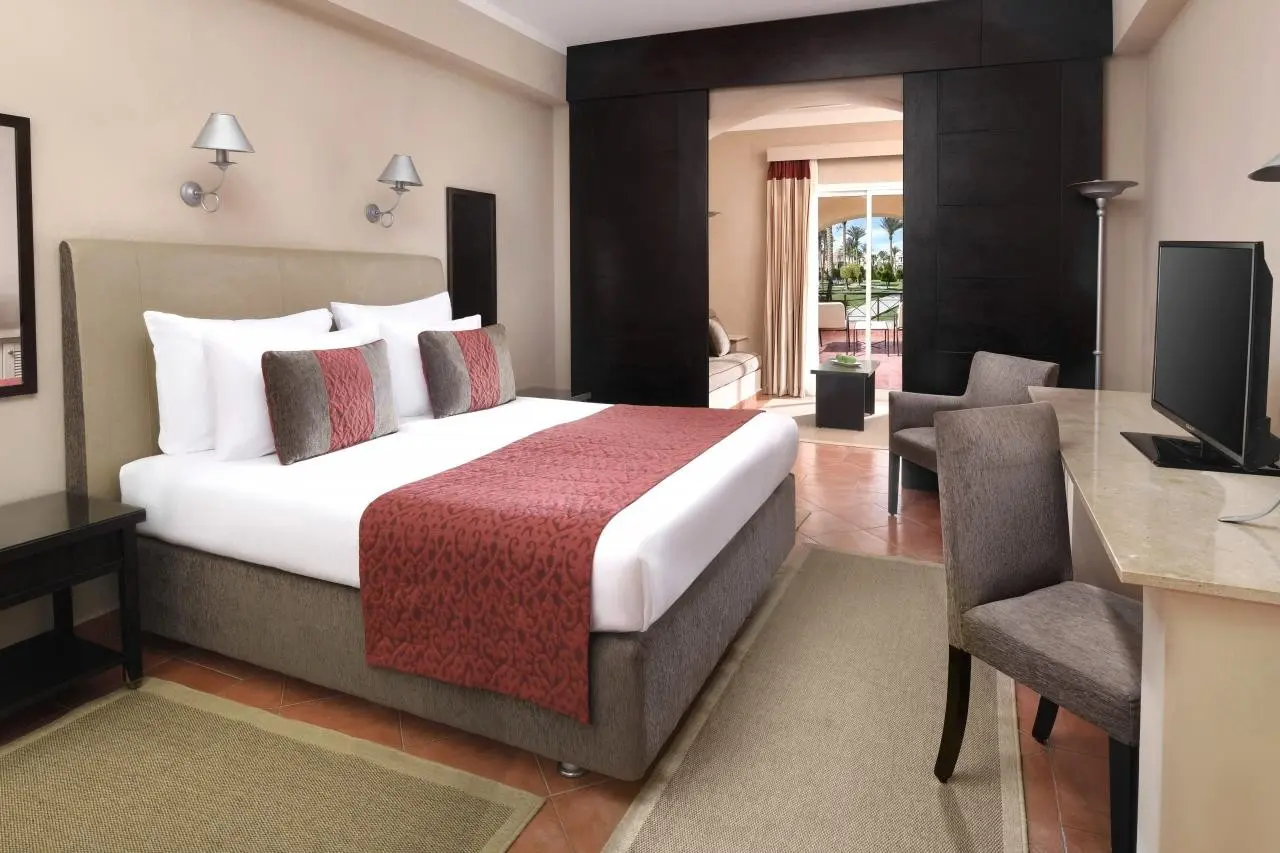 Jaz Makadina — JAZ MAKADINA