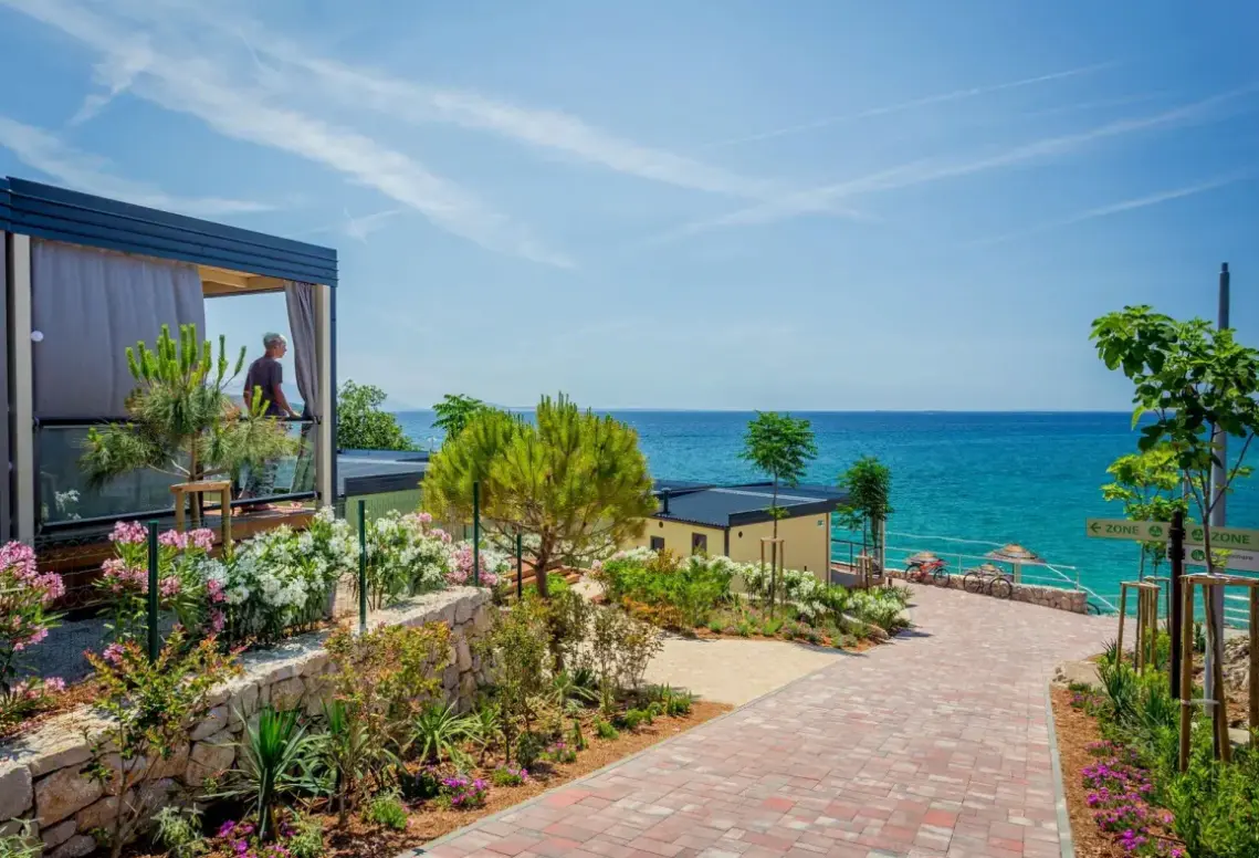 Plaża przy hotelu Jezevac Premium Camping Resort