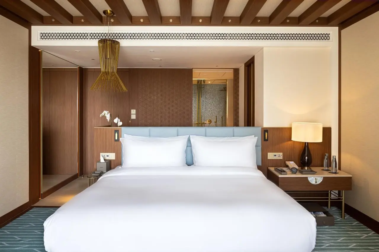 Jumeirah Gulf Bahrain Resort and Spa — JUMEIRAH GULF OF BAHRAIN RESORT AND SPA