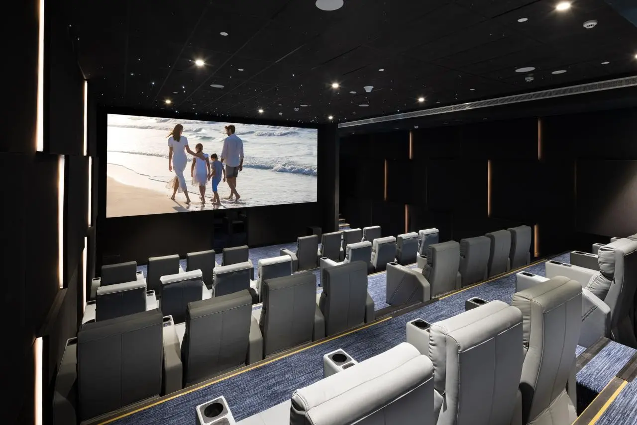 Jumeirah Gulf Bahrain Resort and Spa — JUMEIRAH GULF OF BAHRAIN RESORT AND SPA