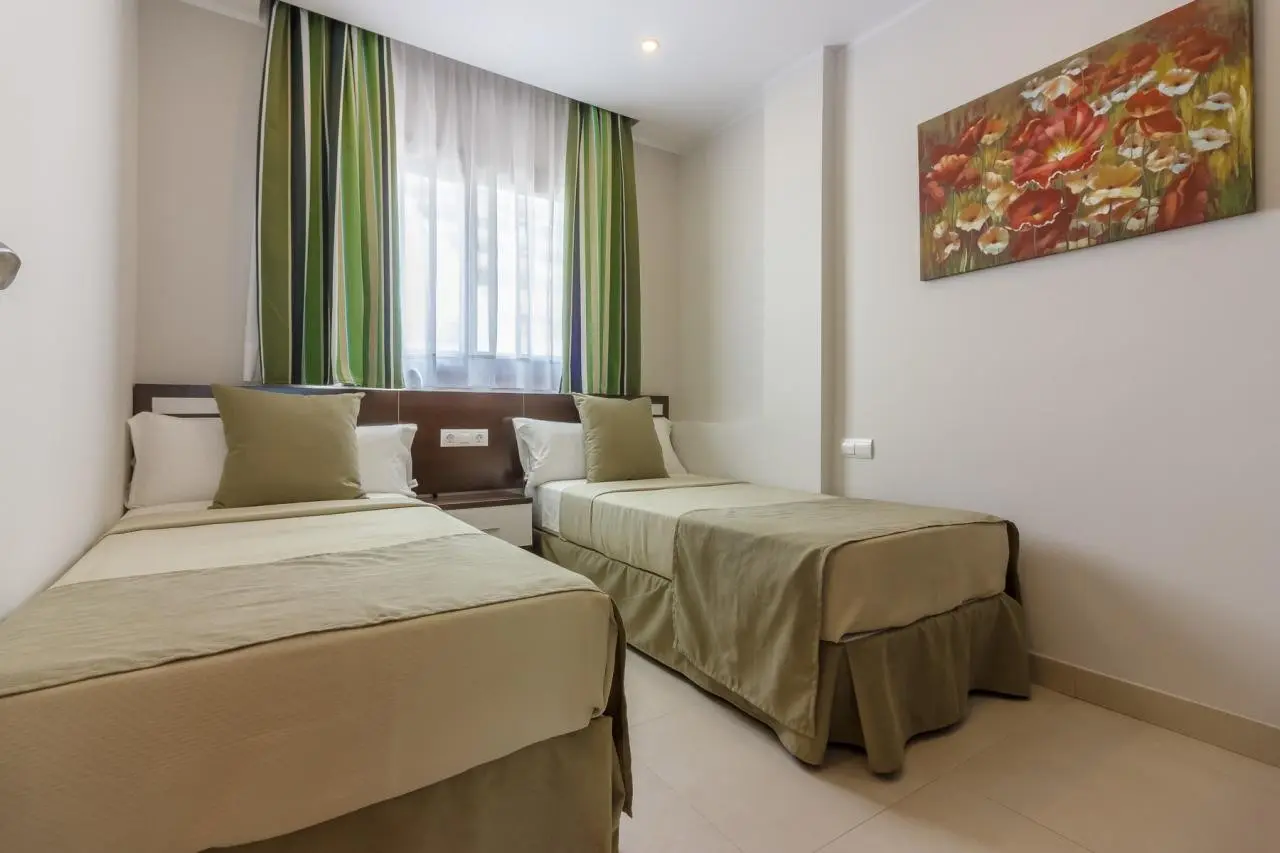 Klayman Diamond Aparthotel — KLAYMAN DIAMOND APARTHOTEL