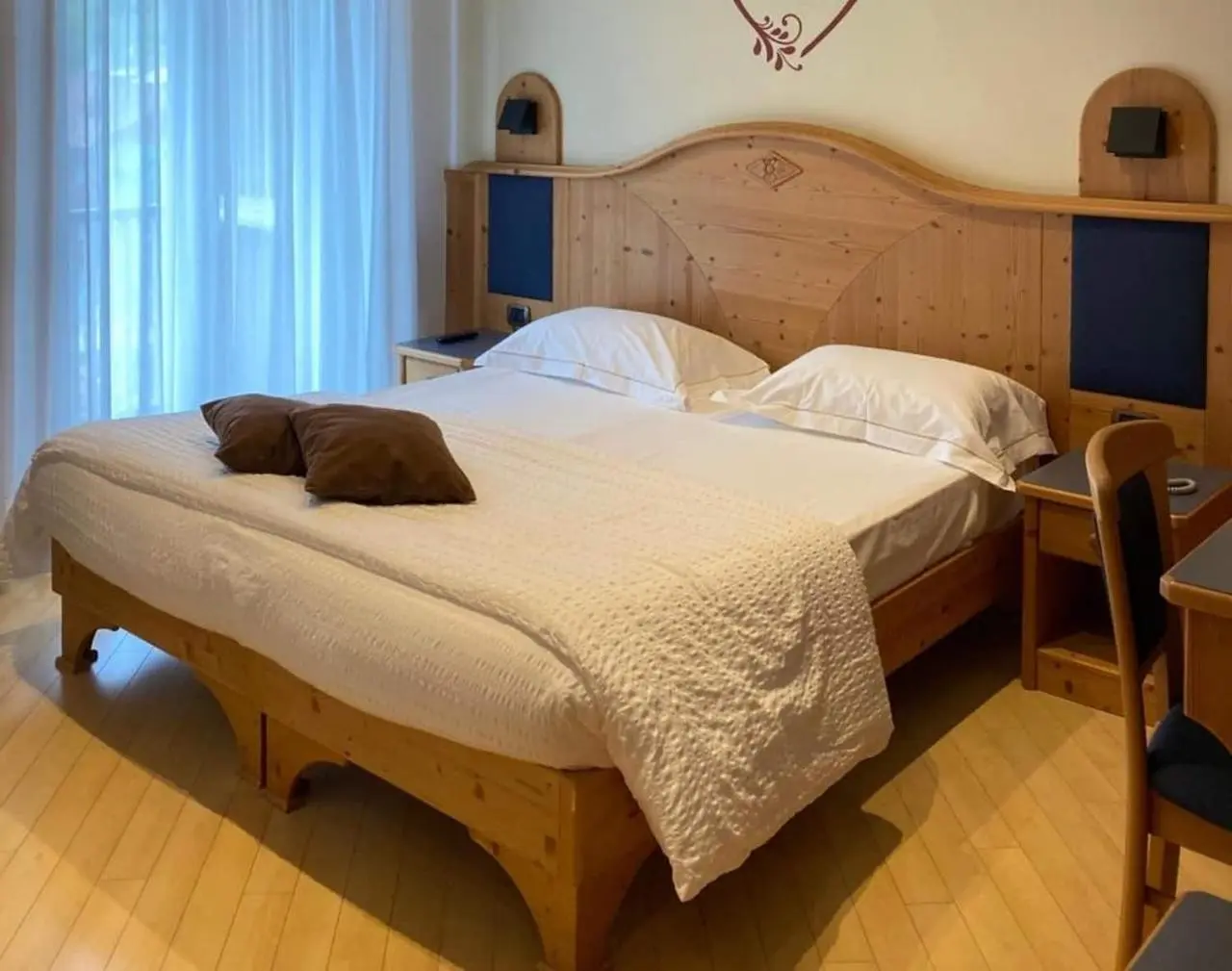 La Bussola — LA BUSSOLA