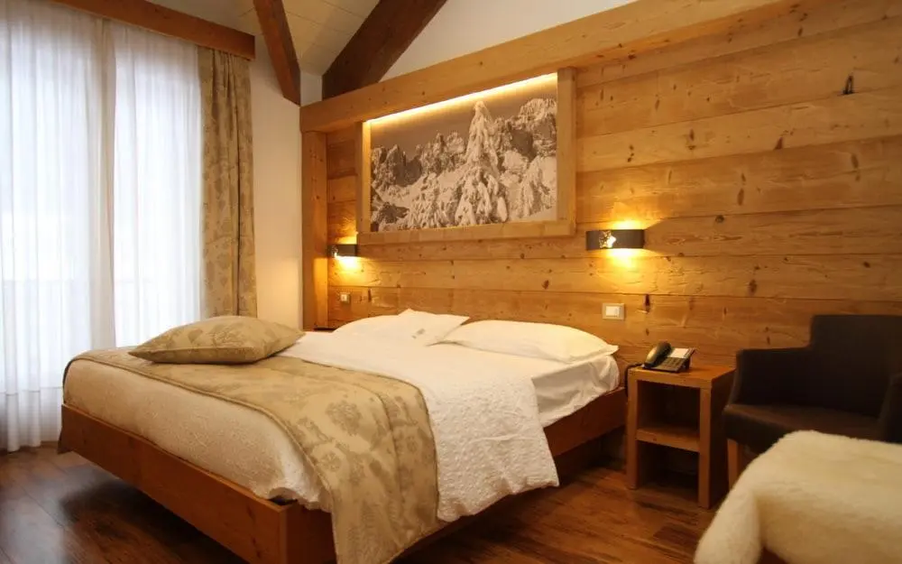 La Bussola — LA BUSSOLA