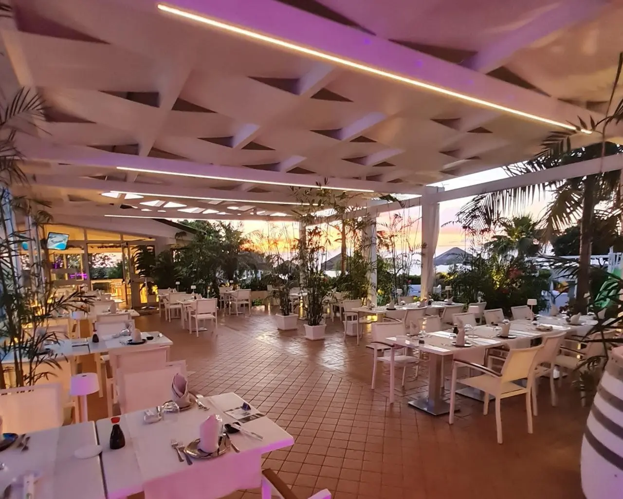 La Bussola — LA BUSSOLA