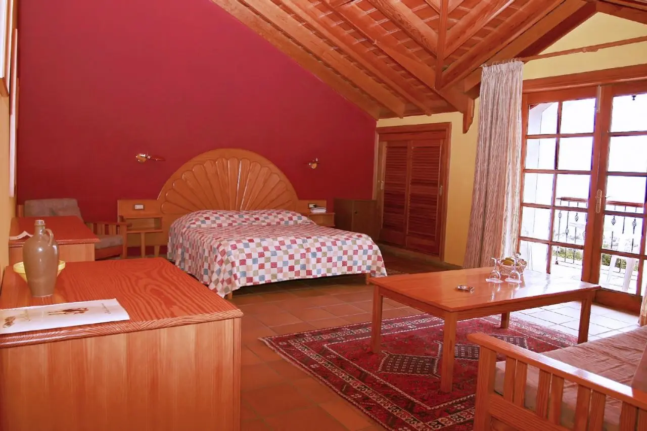 La Palma Romantica — LA PALMA ROMANTICA