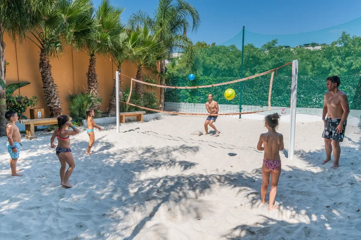 La Siesta Salou Resort & Camping — LA SIESTA SALOU RESORT & CAMPING