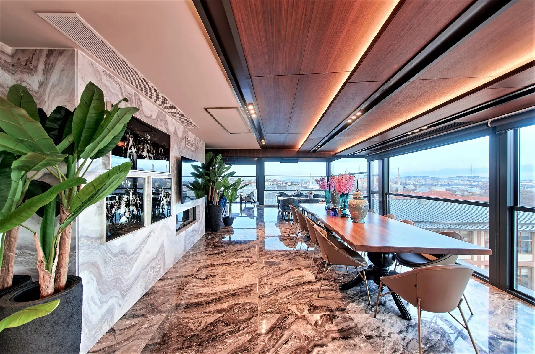 Lady Diana Hotel & Spa — LADY DIANA