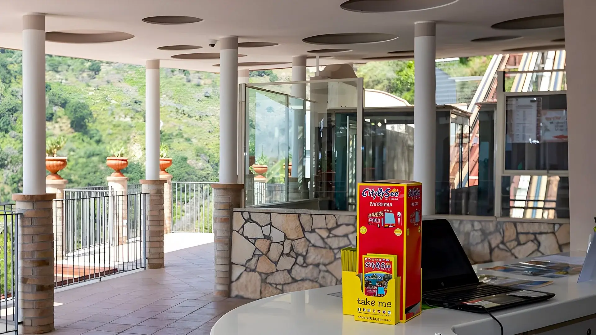 Lobby hotelu Le Terrazze