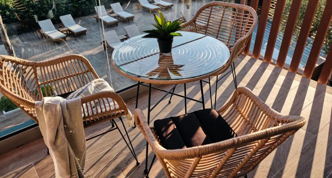 Widok z hotelu Letsos Hotel