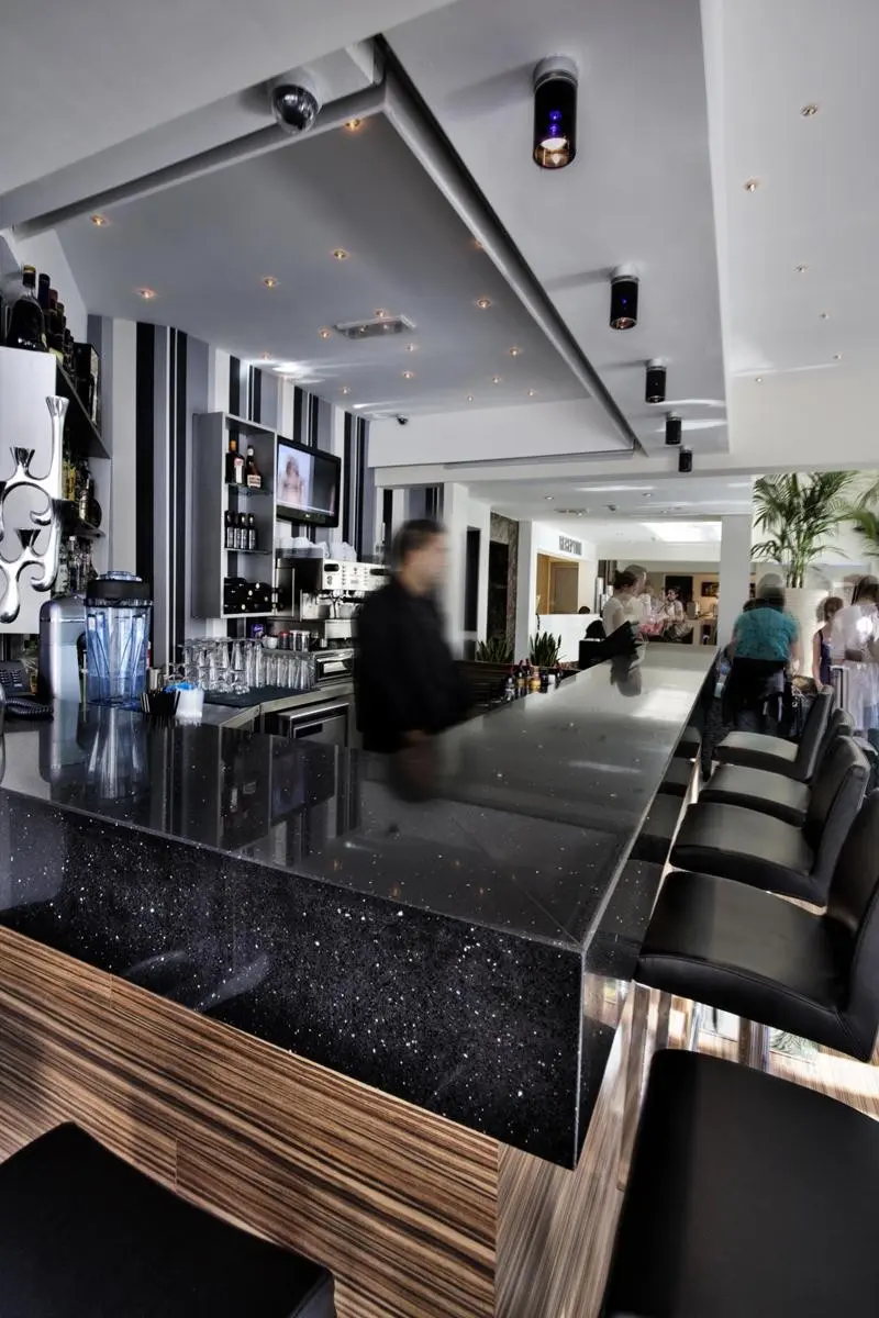 Livadhiotis City Hotel — LIVADHIOTIS CITY HOTEL