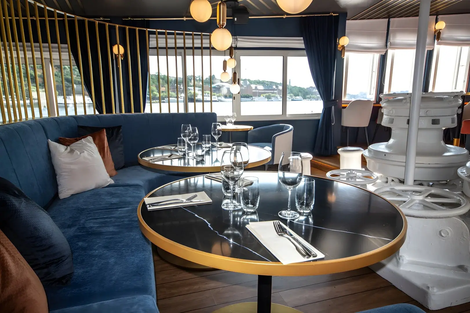 Restauracja i jedzenie w hotelu Malardrottningen