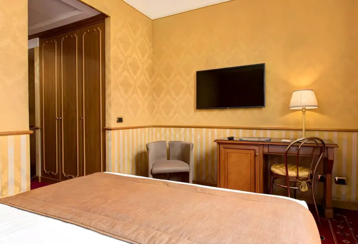Pokój w hotelu Marcella Royal Hotel