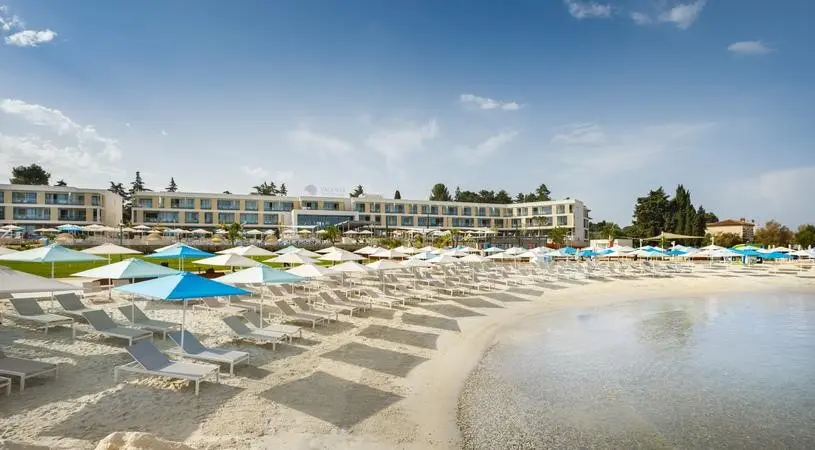 Plaża przy hotelu Marea Valamar Collection Suites