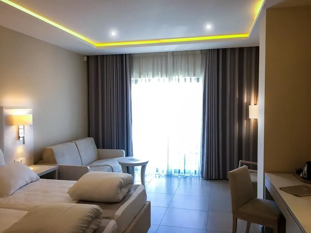 Maritim Antonine Hotel & Spa — MARITIM ANTONINE HOTEL