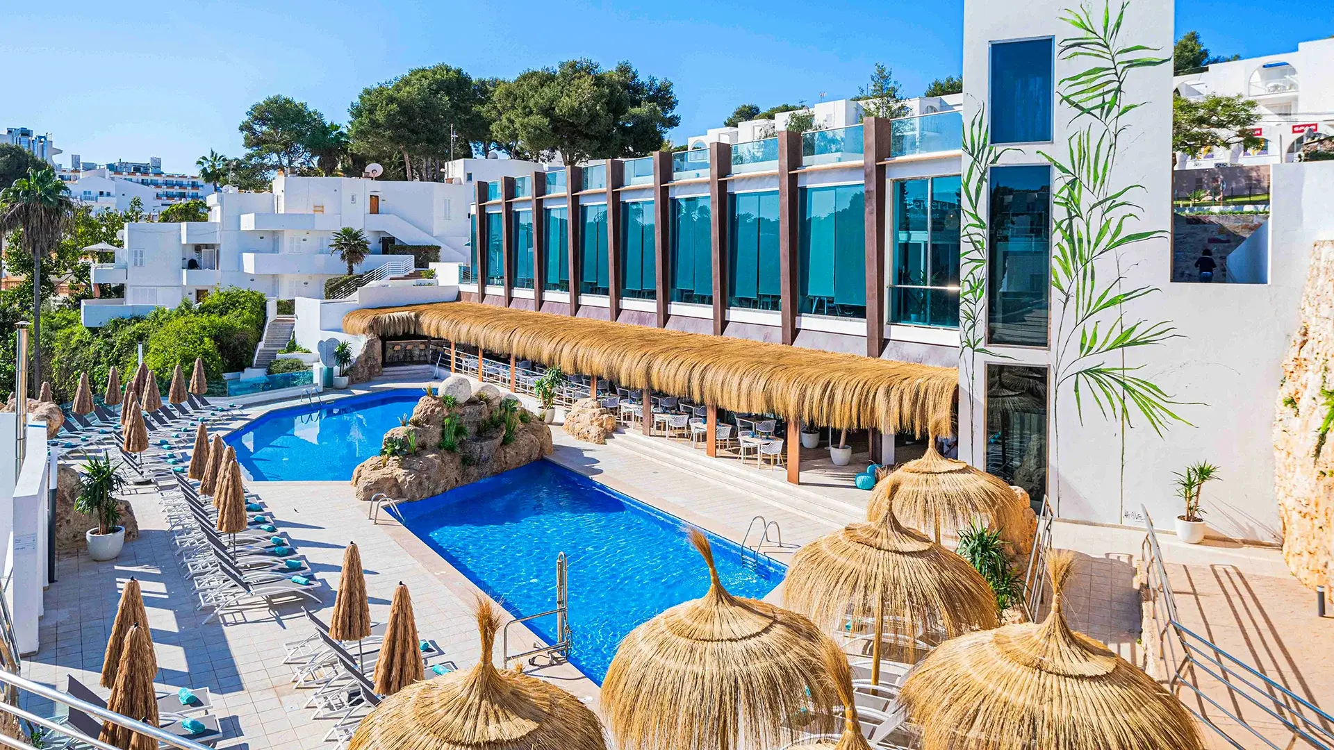 Basen w hotelu Marsenses Ferrera Blanca Adults Only