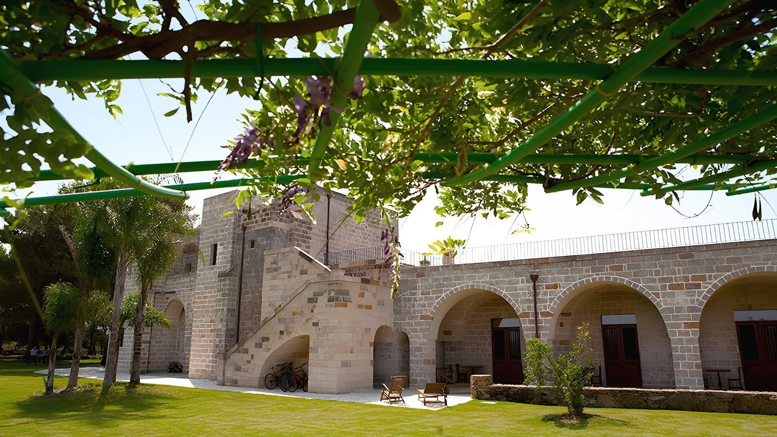 Hotel Massera Bosco & Masseria Strazzati - Relais Terre Di Terre