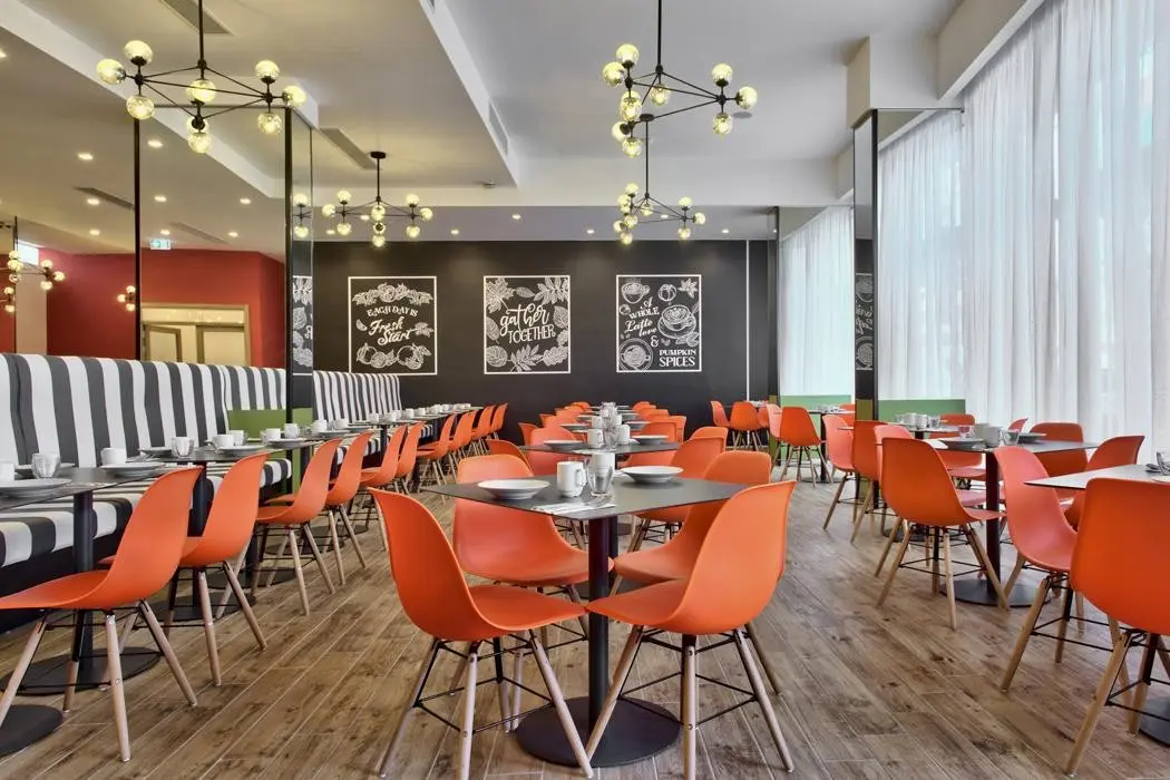 Mayflower Hotel — MAYFLOWER