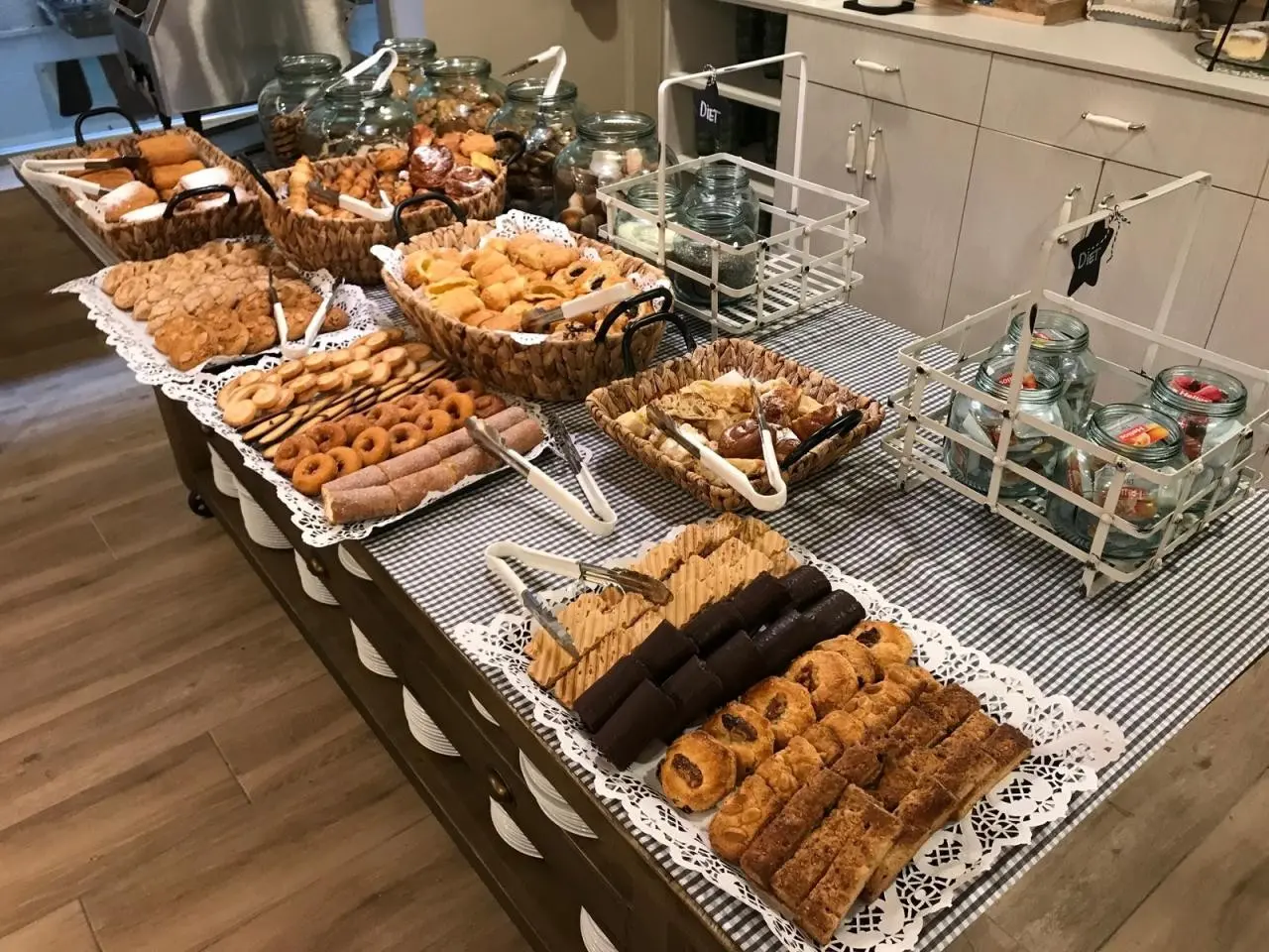 Metropol — METROPOL