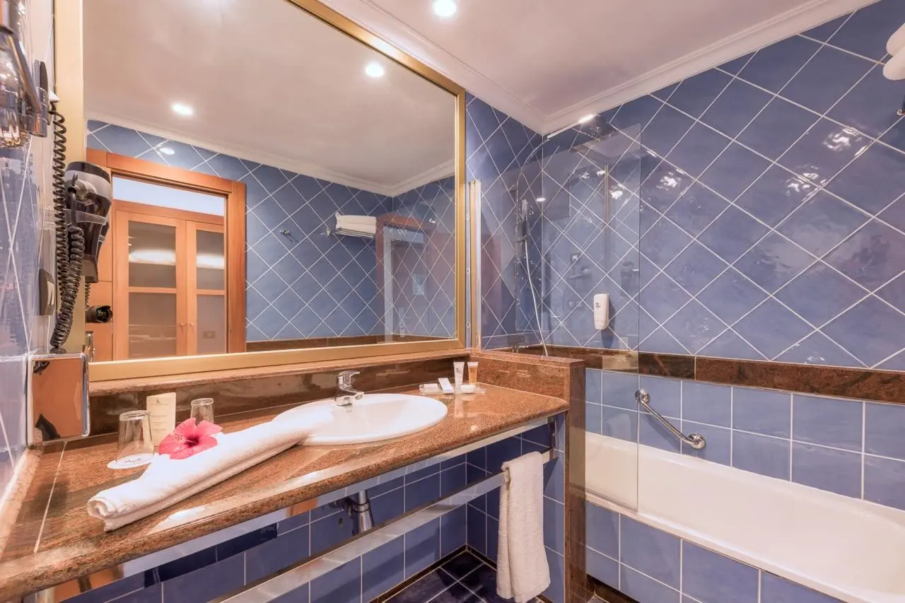 Mirador Papagayo by LIVVO — MIRADOR PAPAGAYO BY LIVVO