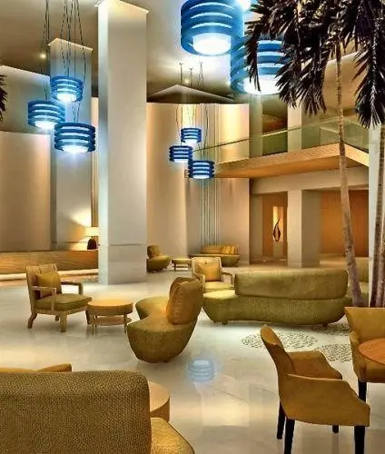 Movenpick Hotel Jumeirah Beach — MOVENPICK HOTEL JUMEIRAH BEACH