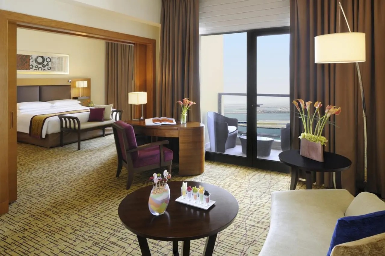 Movenpick Hotel Jumeirah Beach — MOVENPICK HOTEL JUMEIRAH BEACH