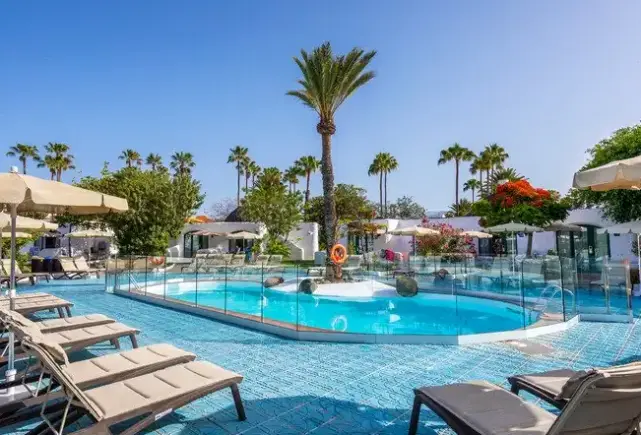 Basen w hotelu Mur Bungalows Parque Romántico