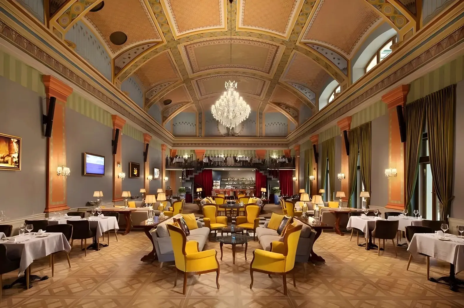 Restauracja i jedzenie w hotelu Mystery Hotel Budapest