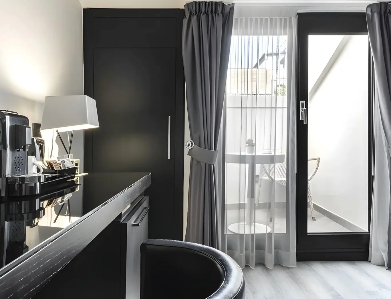 Pokój w hotelu Napoleon Milano