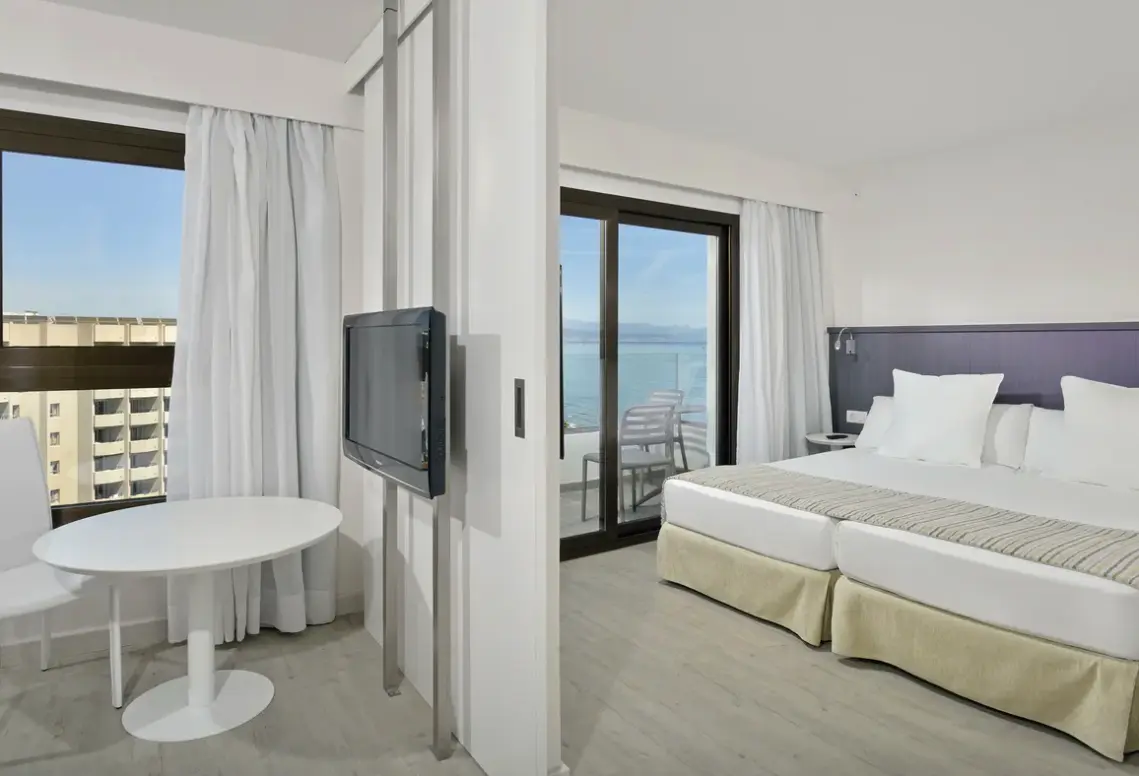 Pokój w hotelu Ocean House Costa del Sol