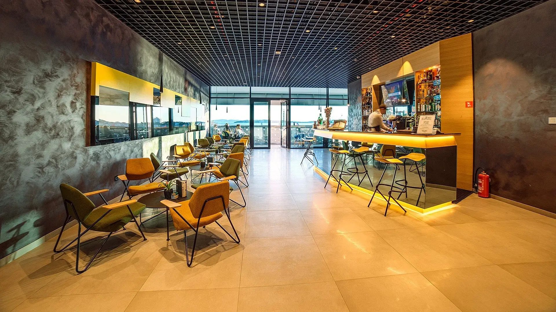 Restauracja i jedzenie w hotelu Olimpia Sky