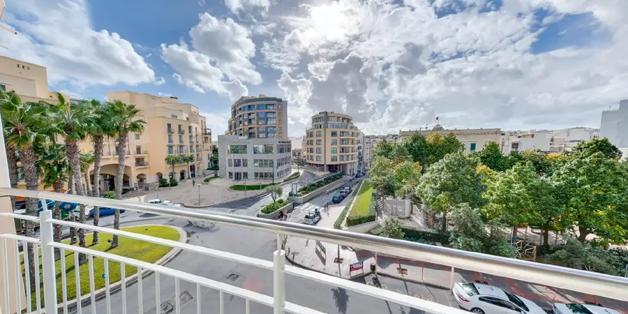 Widok z hotelu Onyx Hotel Malta
