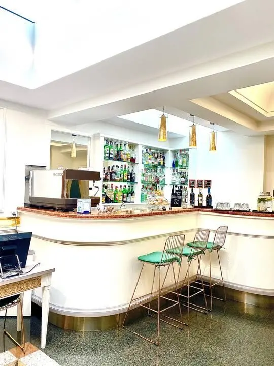 Palladium Palace — PALLADIUM PALACE