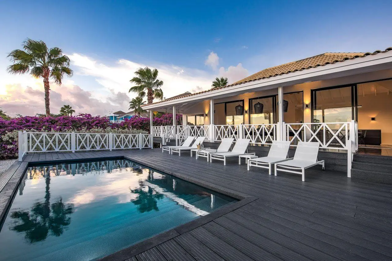 Basen w hotelu Papagayo Beach Hotel