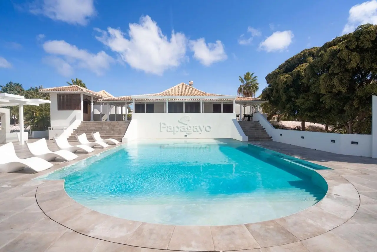 Basen w hotelu Papagayo Beach Hotel
