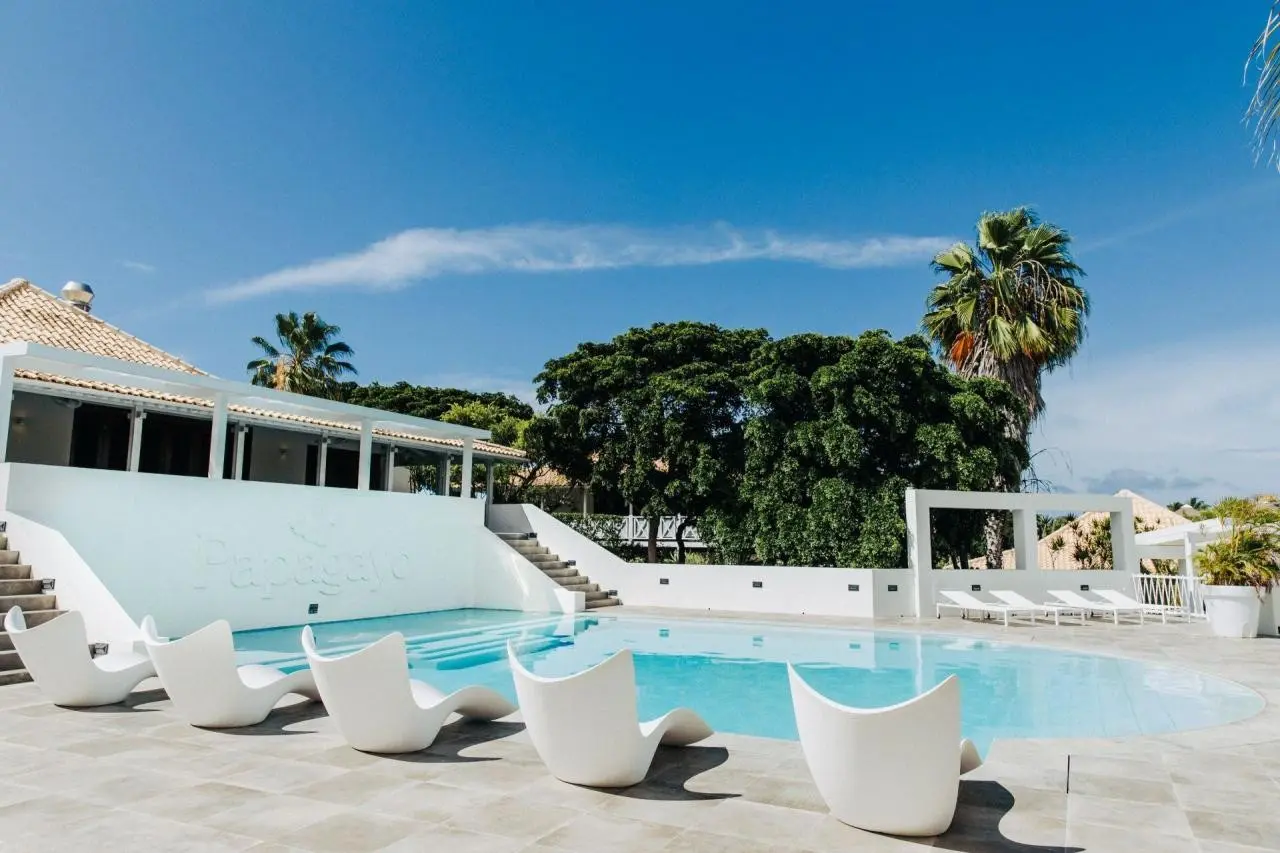 Basen w hotelu Papagayo Beach Hotel