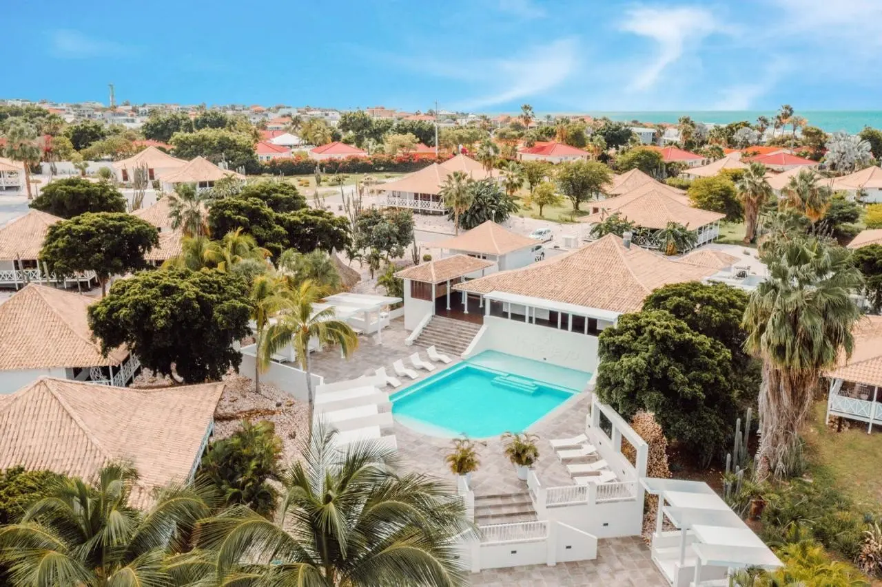 Basen w hotelu Papagayo Beach Hotel