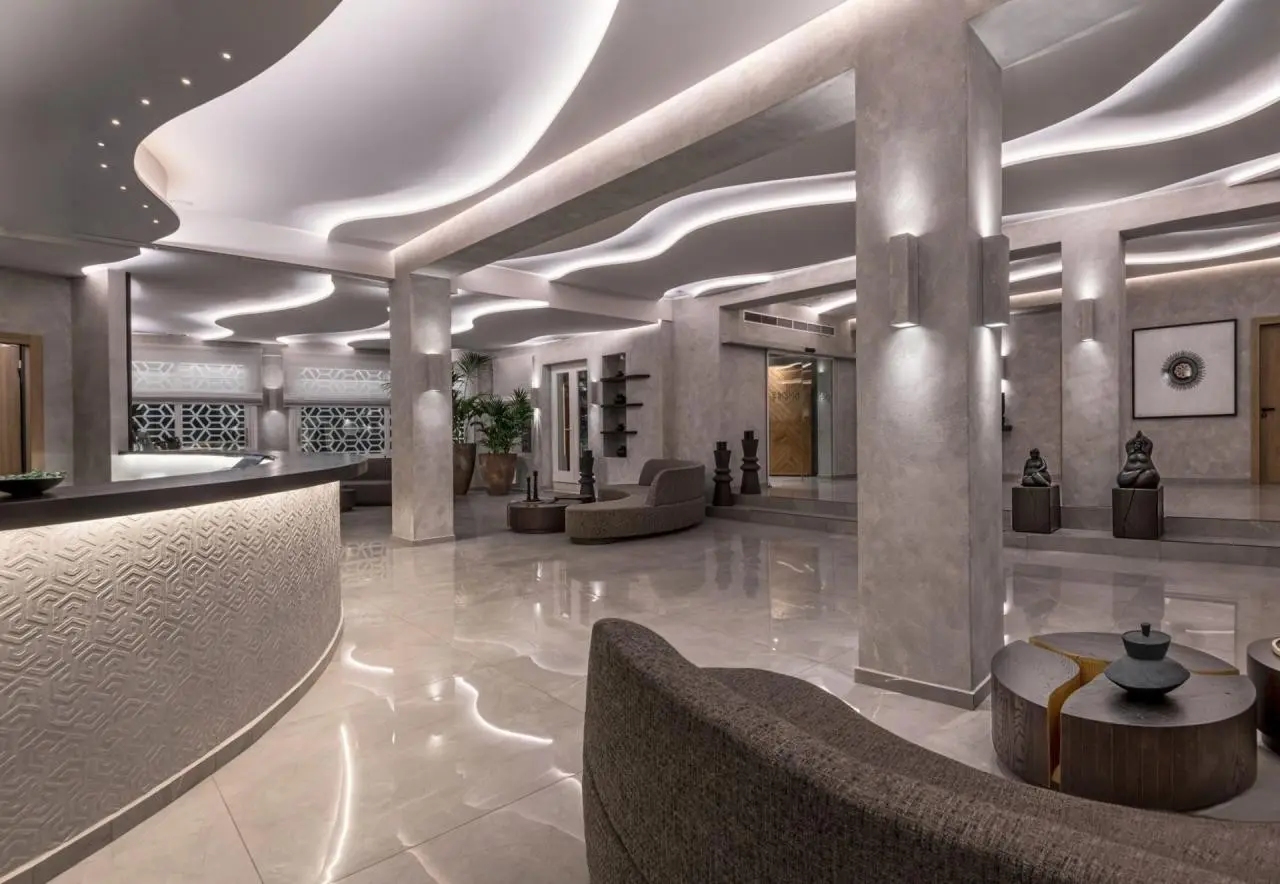 Lobby hotelu Petinos Hotel