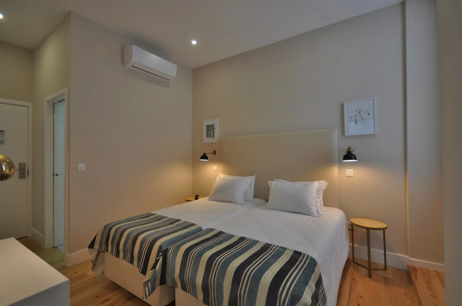 Porto Charming Hotel — PORTO CHARMING