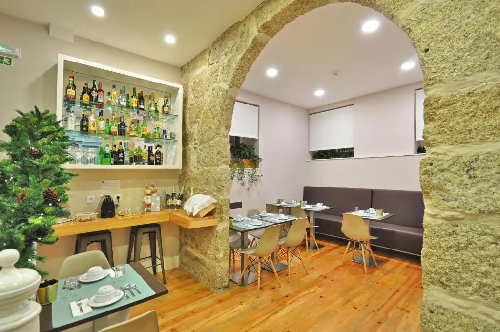 Porto Charming Hotel — PORTO CHARMING