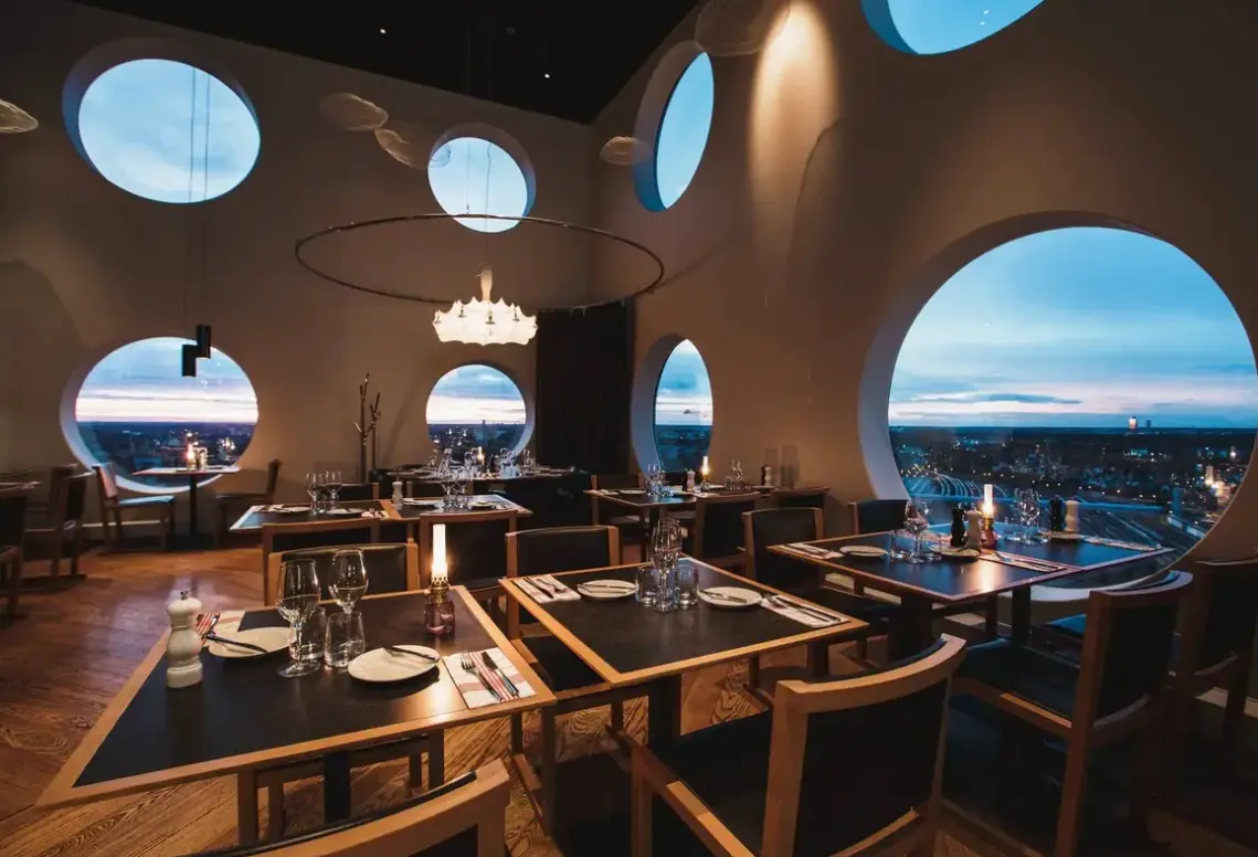 Restauracja i jedzenie w hotelu Quality Hotel Strawberry Arena