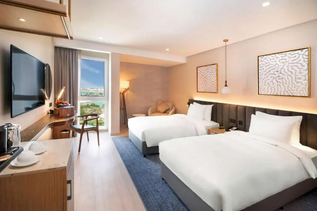 Radisson Blu Hotel & Resort; Abu Dhabi Corniche — RADISSON BLU HOTEL & RESORT, ABU DHABI CORNICHE